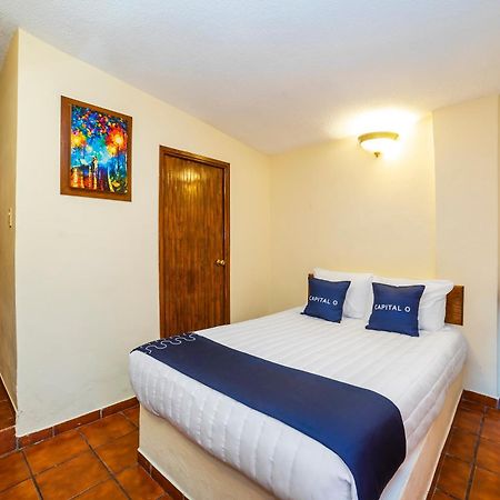 Capital O Hotel Casa Blanca سيلايا المظهر الخارجي الصورة