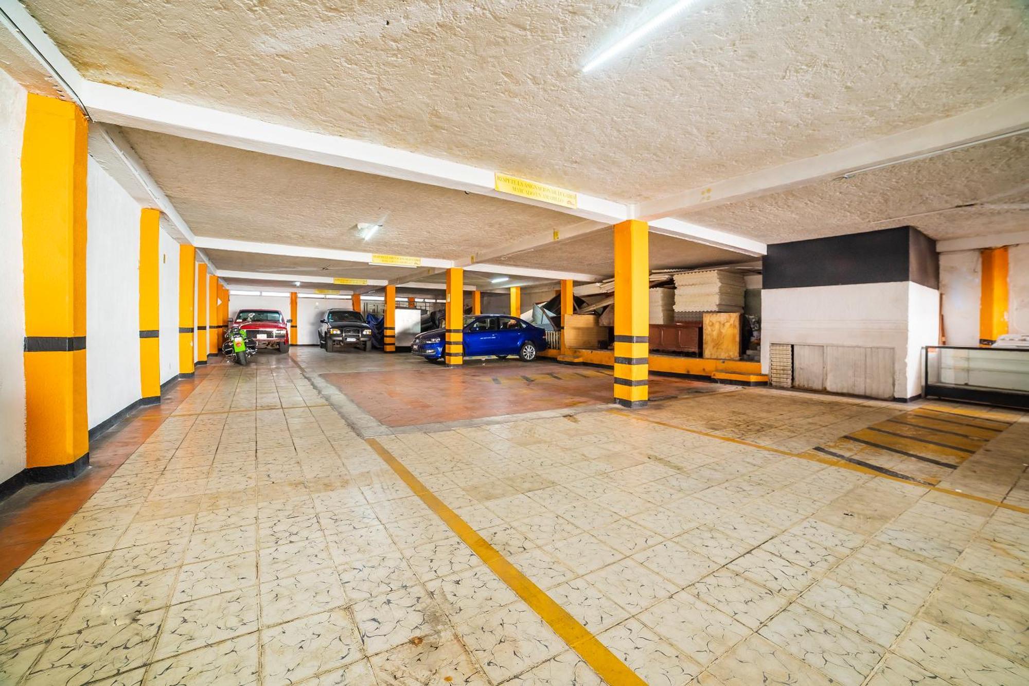 Capital O Hotel Casa Blanca سيلايا المظهر الخارجي الصورة